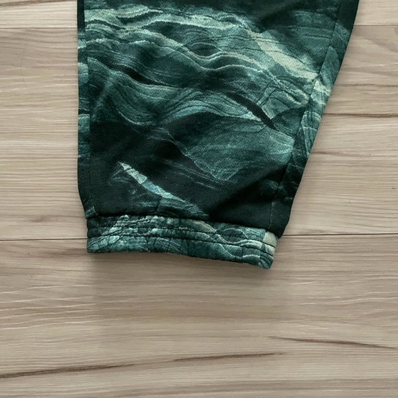 Fabletics Chloe Slim Sweatpant - Picture 5 of 7